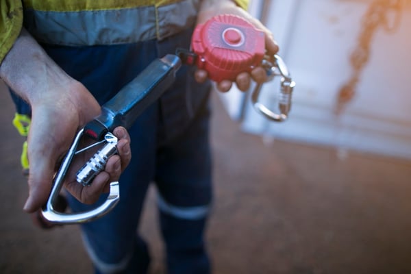 Understanding ANSI's New Self-Retracting Device Standard