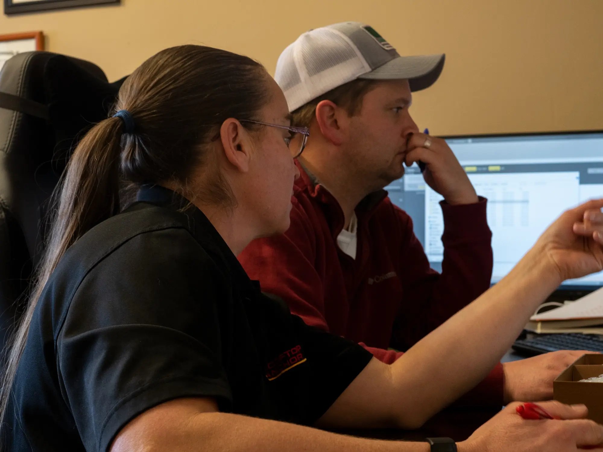 office employees discussing project