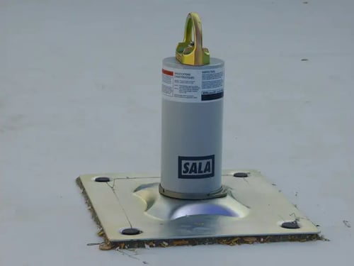 spa toggle bolt tip over on builtup roof (728)