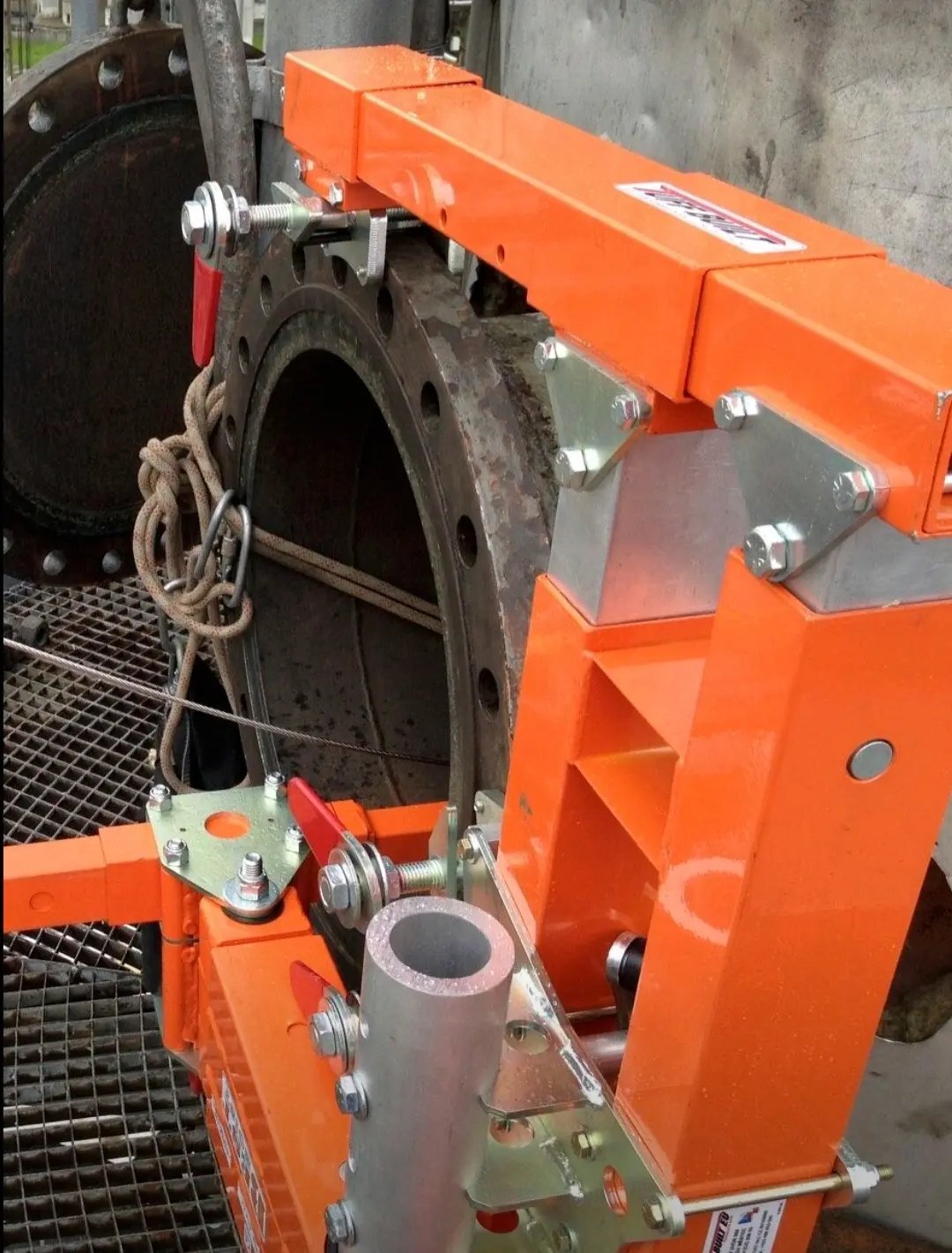 TuffBuilt Side Entry System