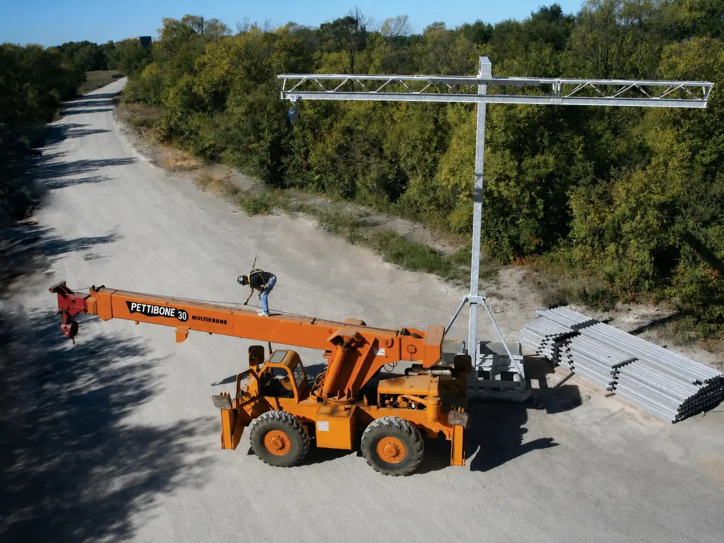Truck (102) b galvanized