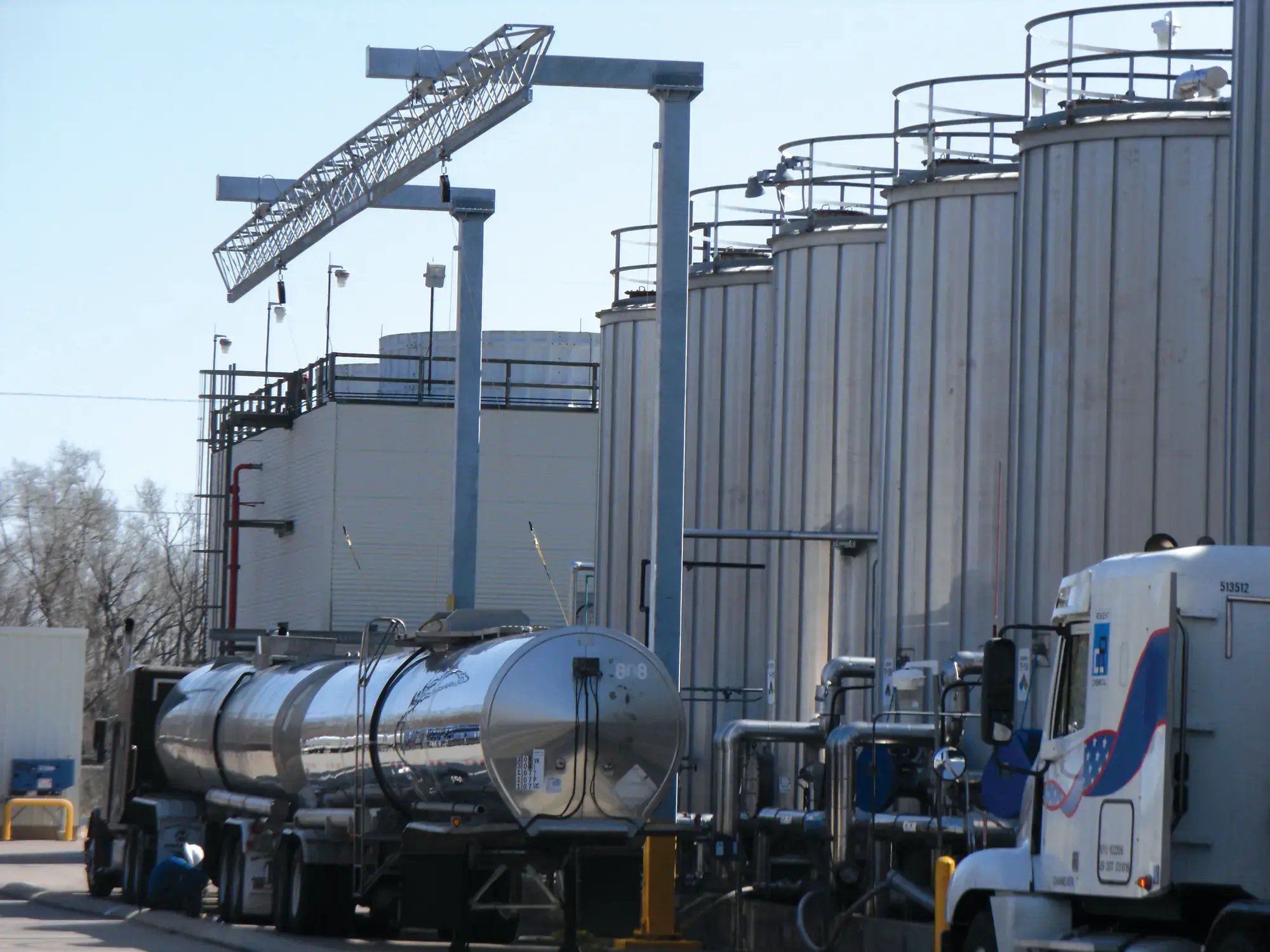 Dual L-Series Rigid Rail System