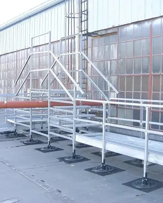 Crossover Stairway in Application