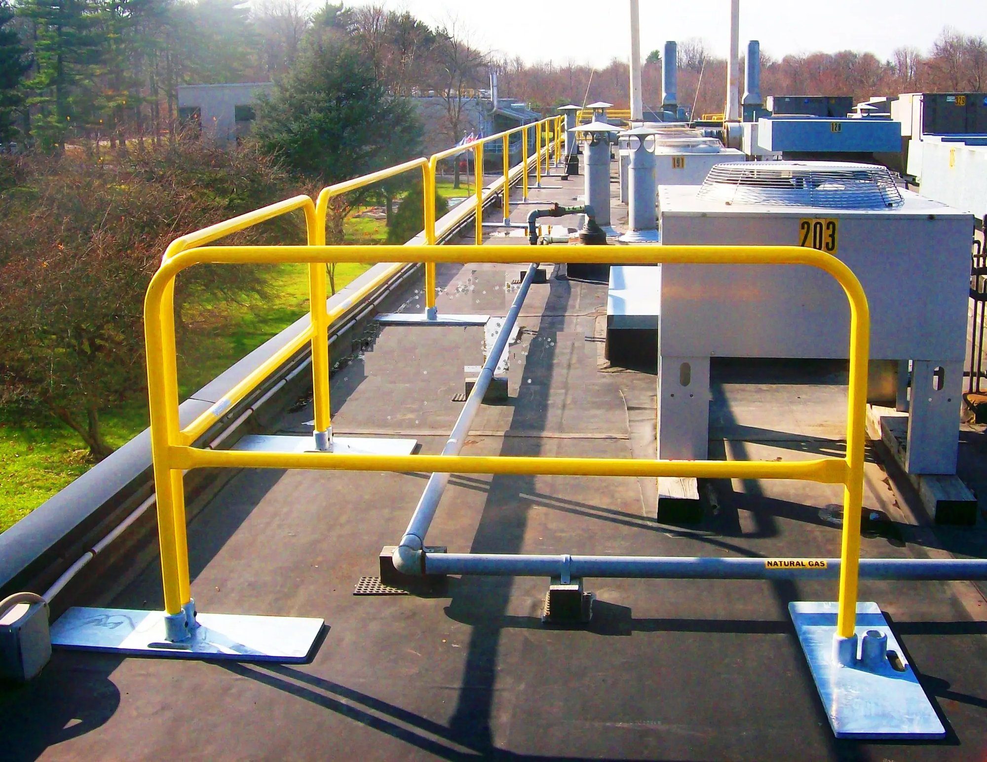 Passive Fall Protection System Example Portable Rooftop Safety Railing