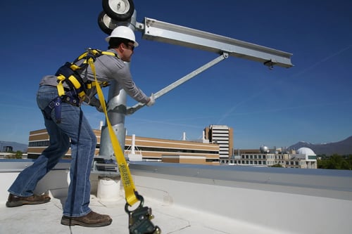 Window washing davit