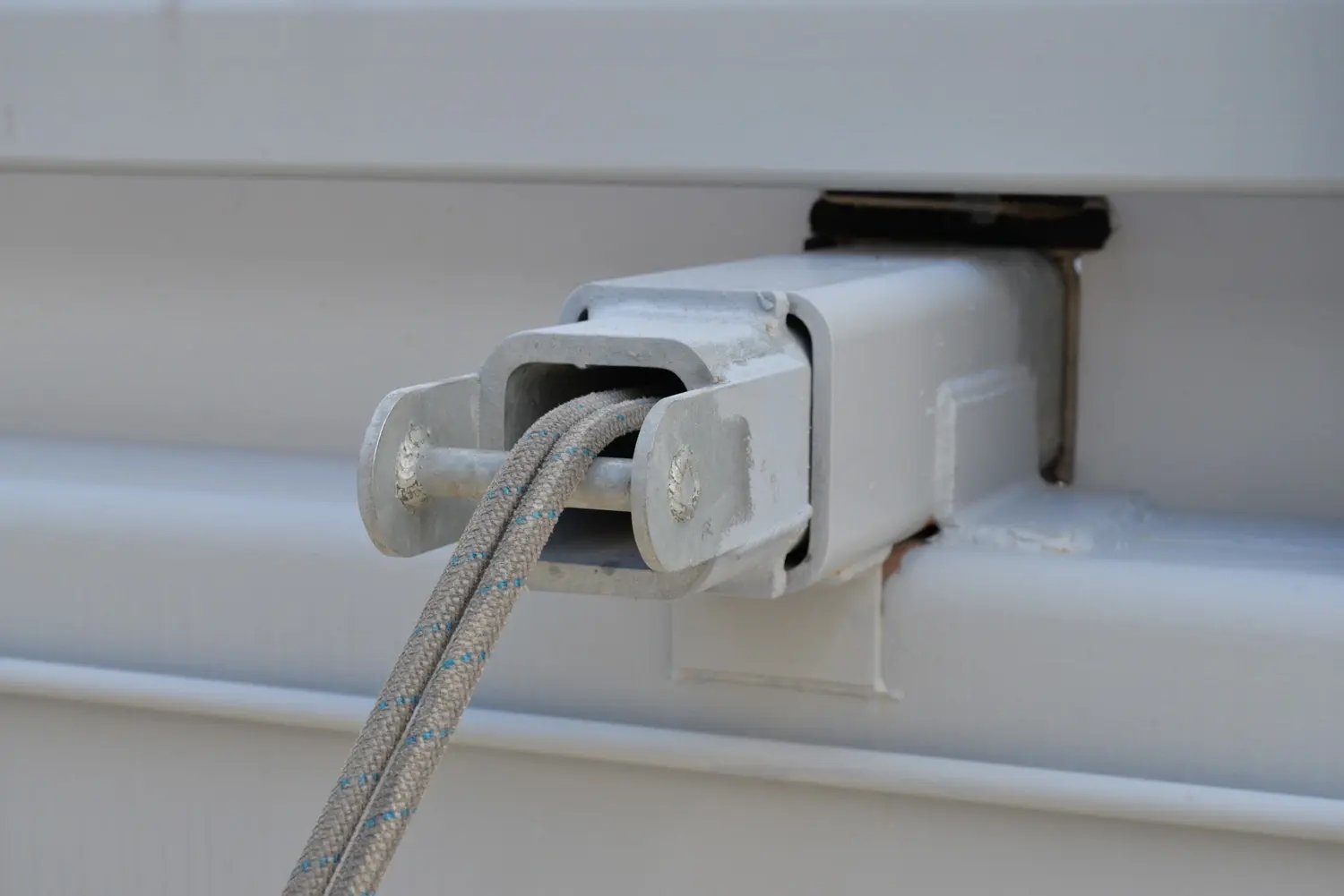 Horizontal Rigging Sleeve