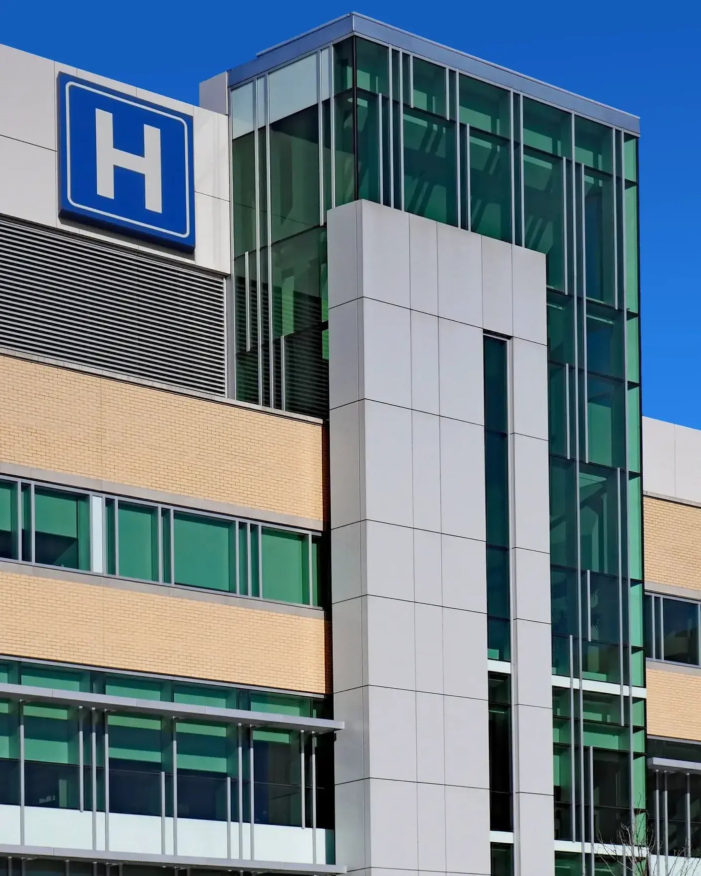 Hospital roof fall protection