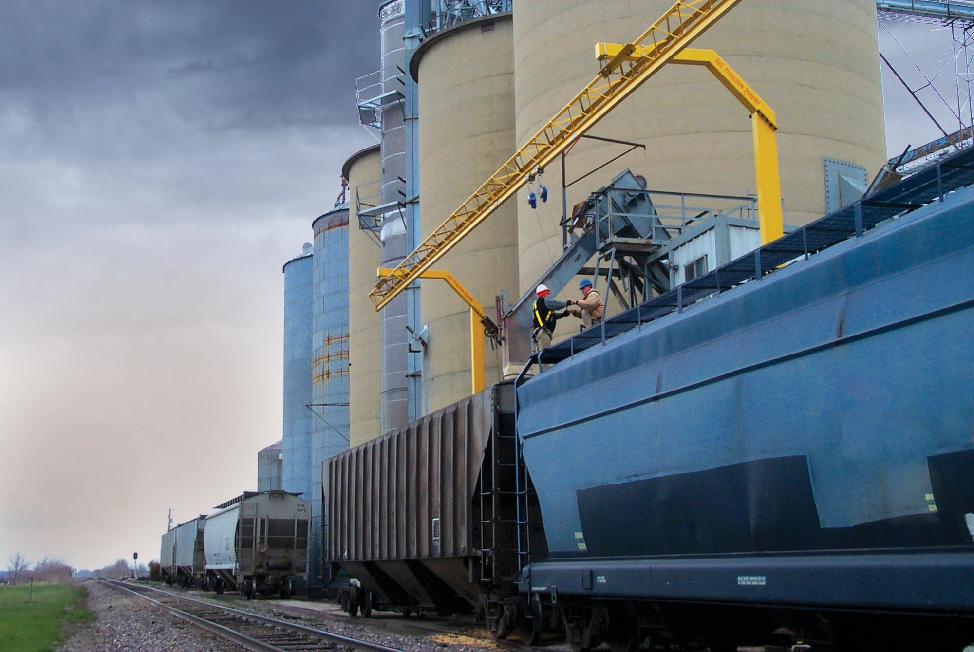 workers on railcar