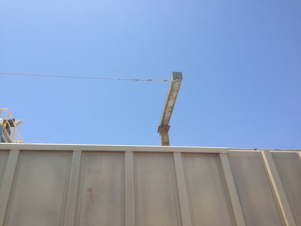 clipped overhead connection
